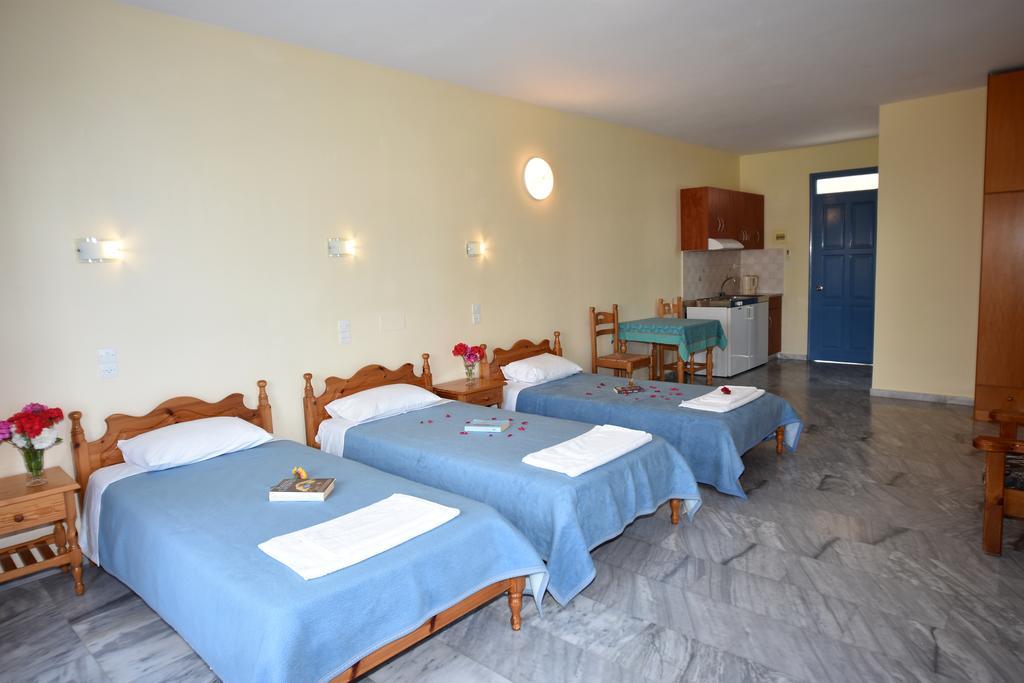 Blue Sky Hotel - Petra - Lesvos - Greece Eksteriør billede