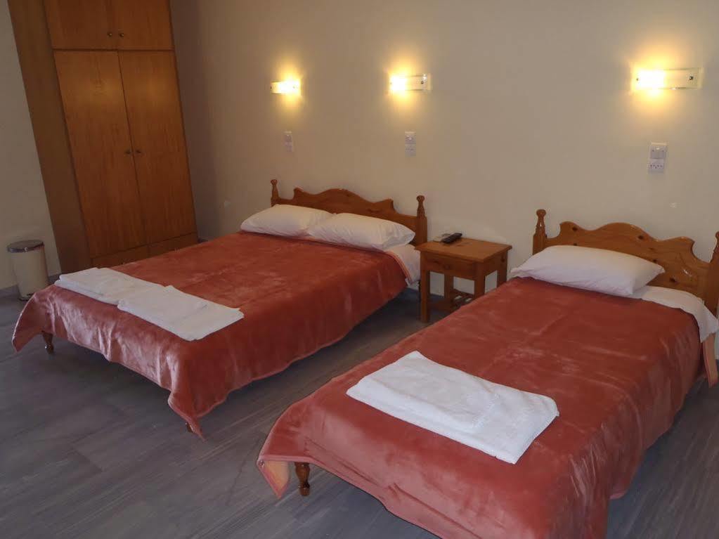 Blue Sky Hotel - Petra - Lesvos - Greece Eksteriør billede