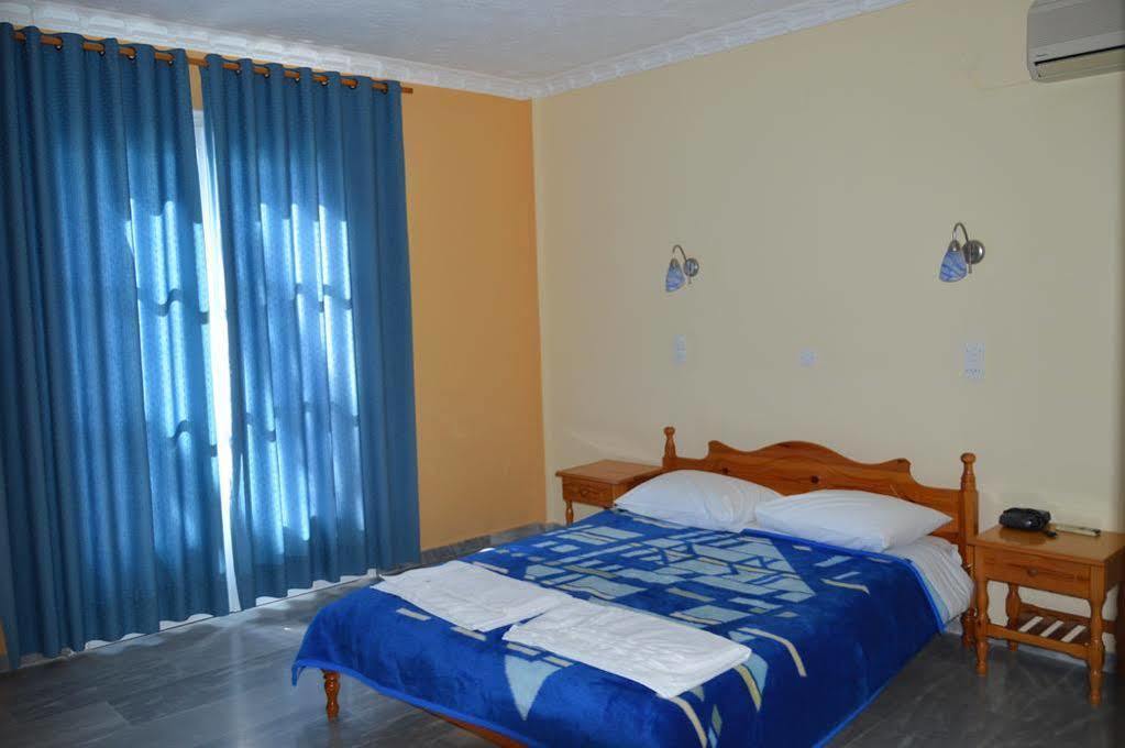 Blue Sky Hotel - Petra - Lesvos - Greece Eksteriør billede